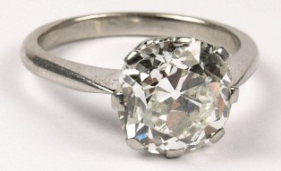 a single stone diamond ring (fs19/167a)